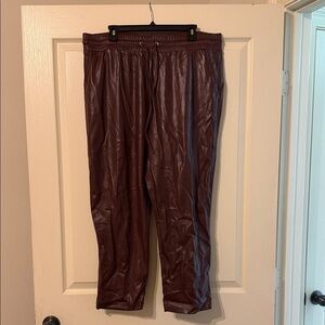 Women’s Faux Leather Jogger Pants - Brown